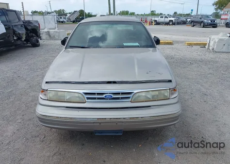 1995 Ford Crown Victoria Lx from USA, damaged, VIN 2FALP74W8SX142011